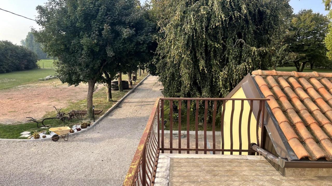 Agriturismo La Foscarina Vescovana Exteriör bild